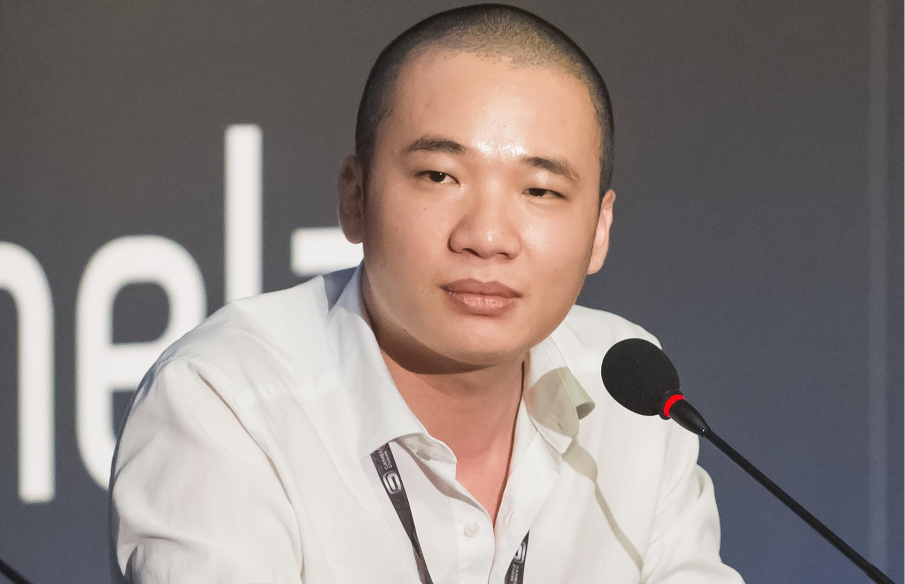 Các nhà khoa học phân tích - Cảm hứng video marketing từ Hotspot Matrix_Phần mềm biên tập video miễn phí
